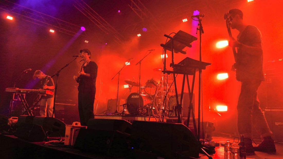 Misty Fields,2025,Clap your hands say yeah,Brown Horse,Festival